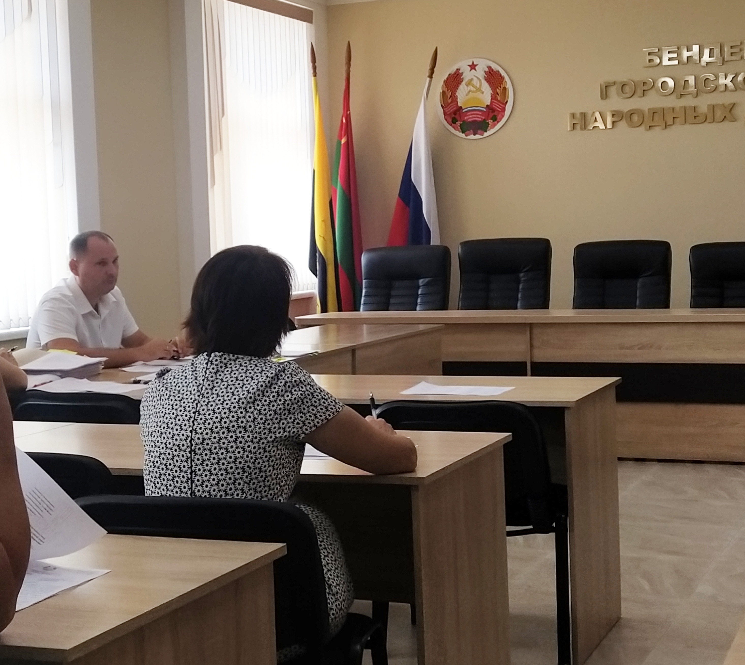 В Бендерском городском Совете  народных депутатов плановое заседание провела постоянная  депутатская   комиссия  по экономическому развитию и бюджету